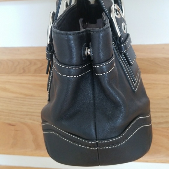 Coach Handbag - Picture 3 of 6